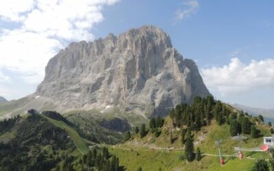 Road-trip dans les Dolomites : entre sommets vertigineux et villages de cartes postale.